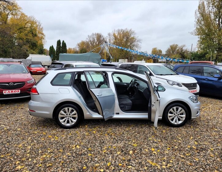 Volkswagen Golf Kombi 999,0 85 kw