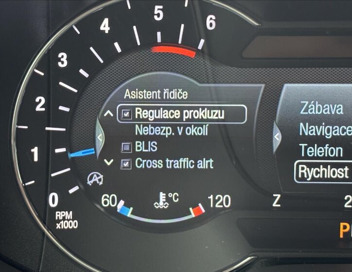 Ford Mondeo Kombi 2,0 l 140 kw