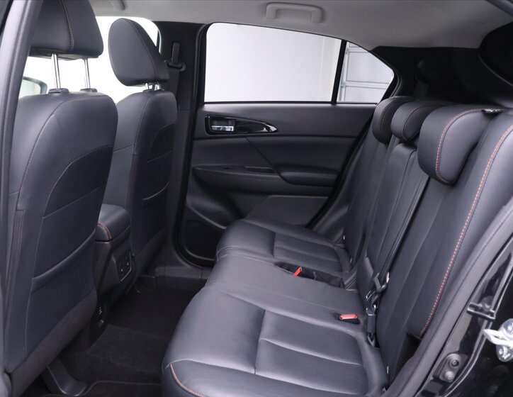 Mitsubishi Eclipse Cross SUV / Terénní 1,5 l 120 kw