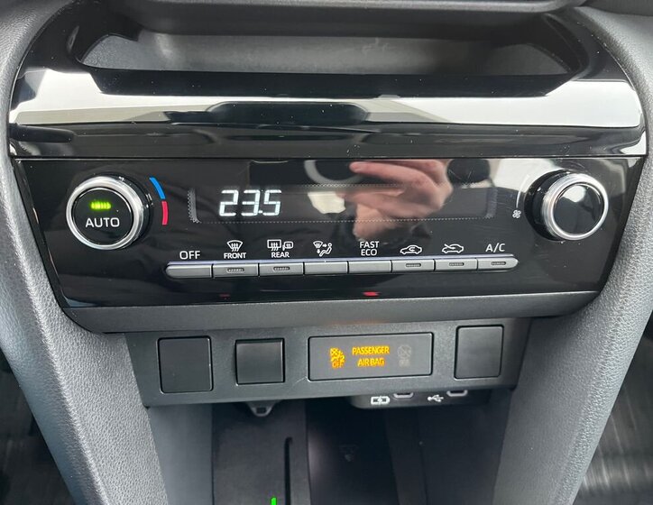 Toyota Yaris Cross SUV 1,5 l 68 kw