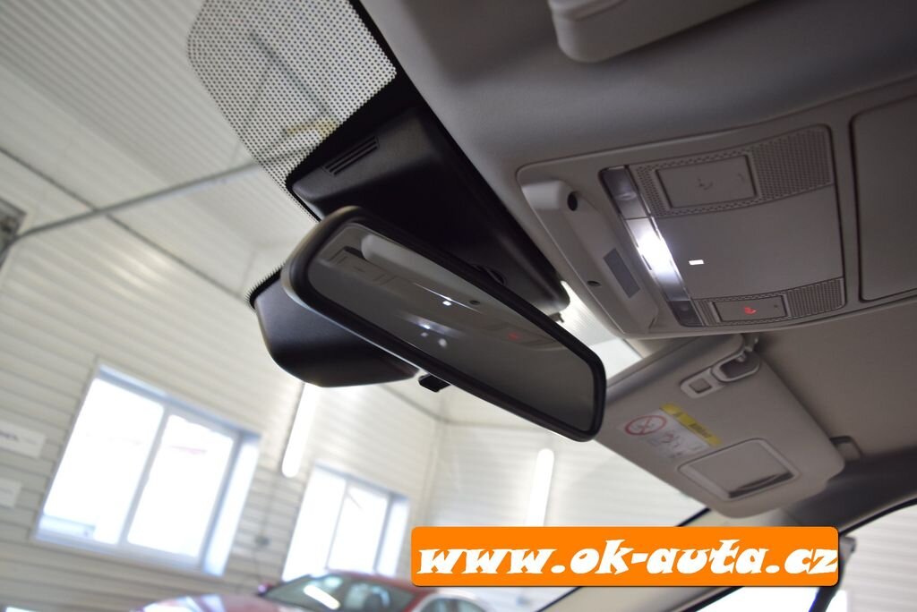 Land Rover Discovery SUV 2,0 l 177 kw