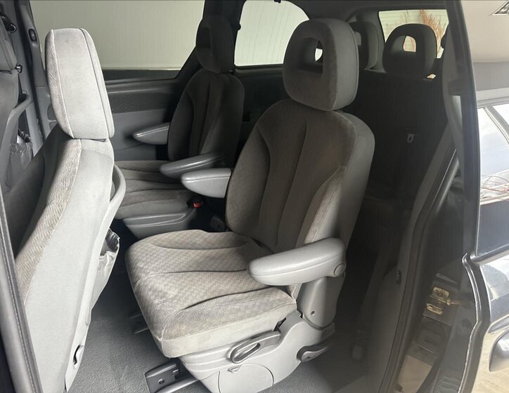 Chrysler Voyager 11