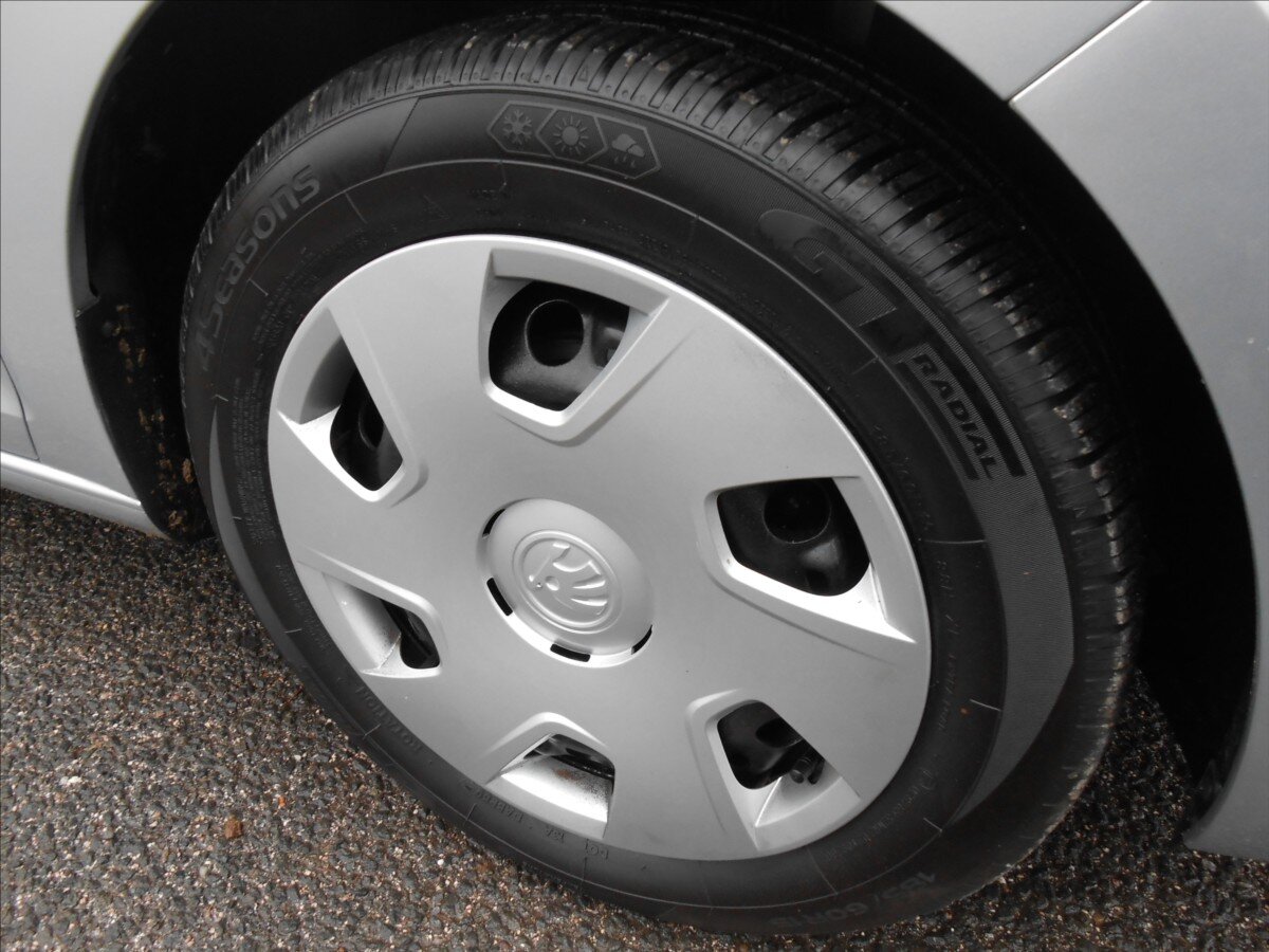 Škoda Rapid Hatchback 1,2 l 63 kw