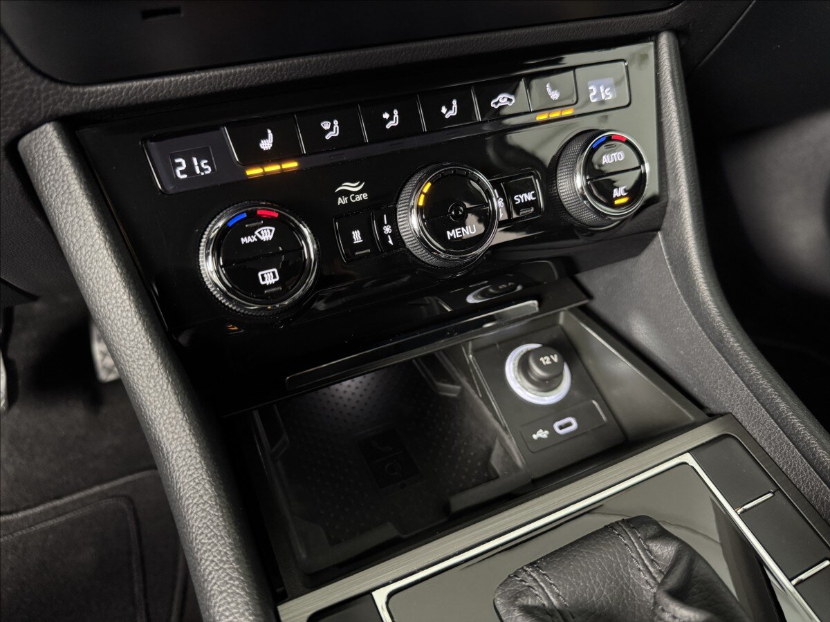 Škoda Superb Kombi 1,4 l 160 kw