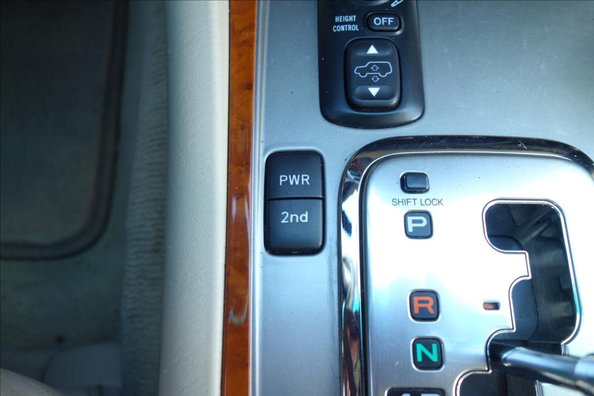 Toyota Land Cruiser SUV 4,7 l 175 kw