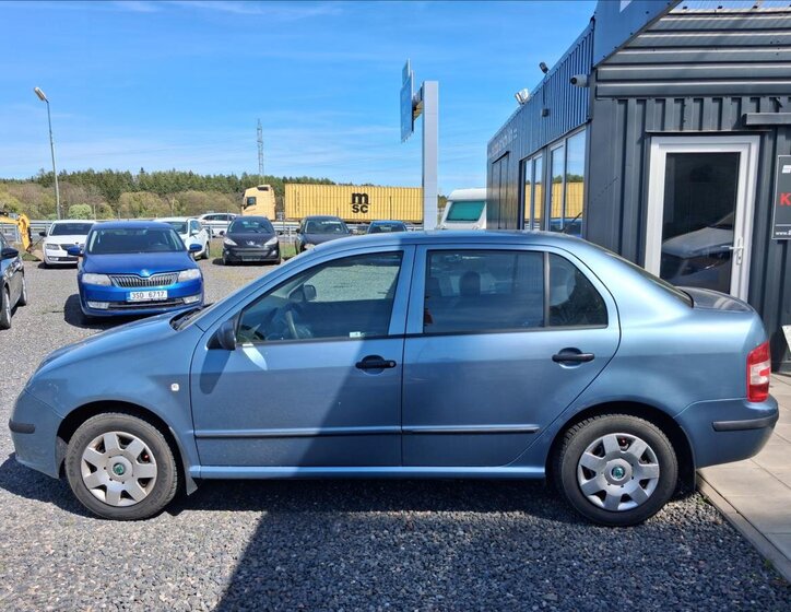 Škoda Fabia Sedan / Limuzína 1,2 l 47 kw
