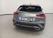 KIA XCeed 5