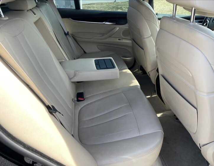 BMW X5 SUV / Terénní 3,0 l 190 kw