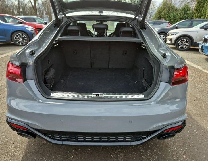 Audi RS 5 Hatchback 2,9 l 331 kw