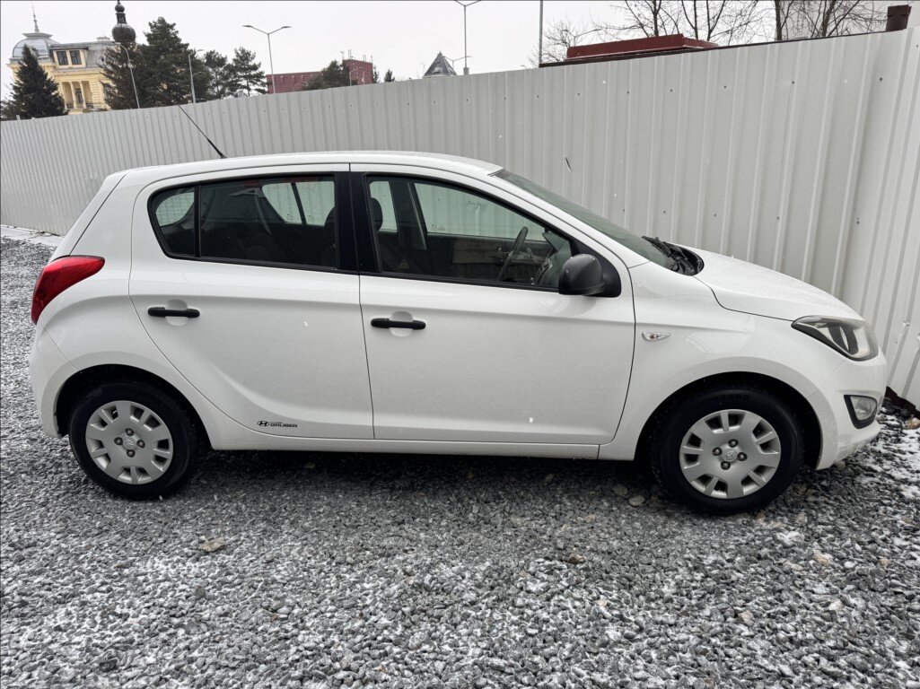 Hyundai i20 Hatchback 1,2 l 62 kw