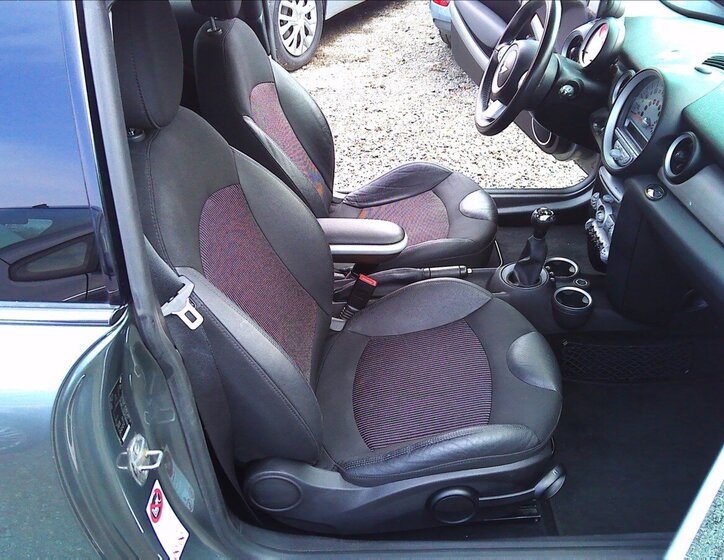 Mini Cooper Hatchback 1,6 l 90 kw