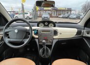 Lancia Y Hatchback 1,2 l 59 kw