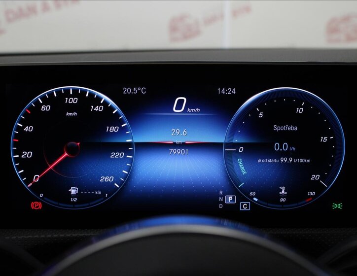 Mercedes-Benz CLA 22