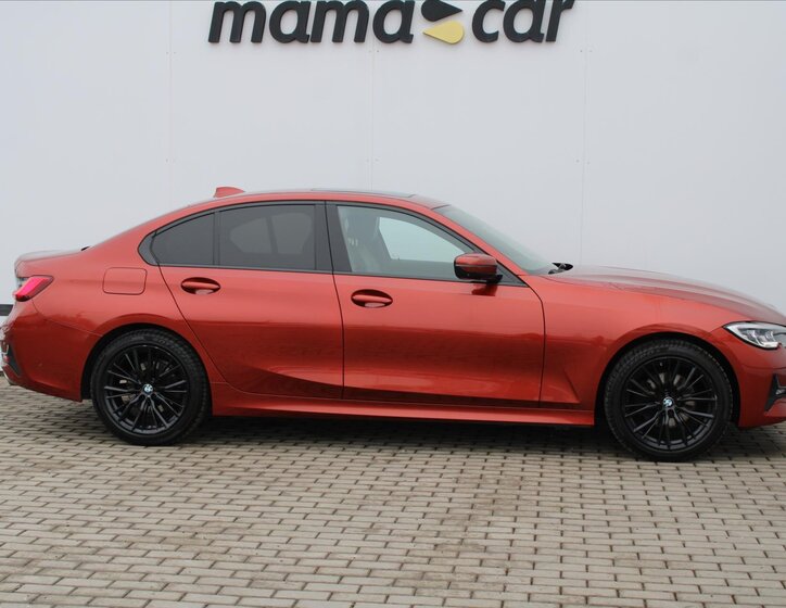 BMW Řada 3 Sedan / Limuzína 2,0 l 140 kw