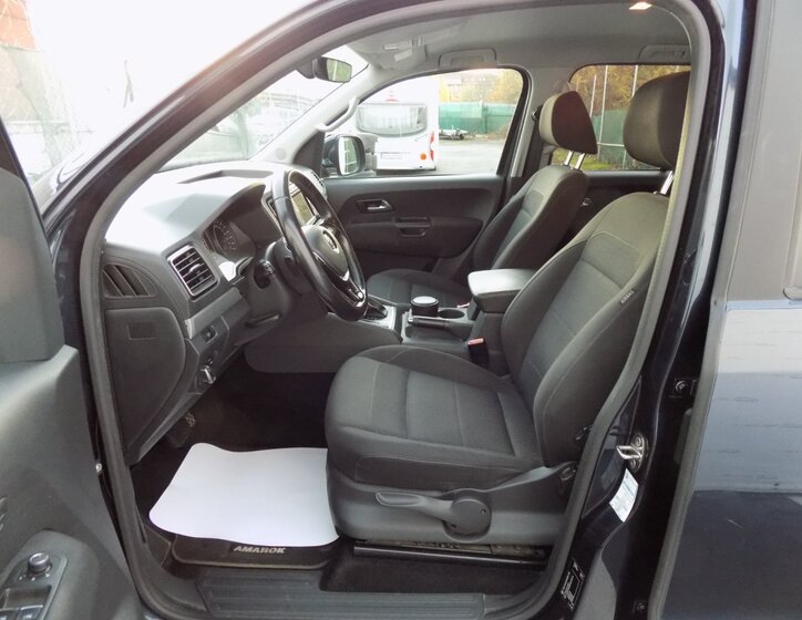 Volkswagen Amarok 10