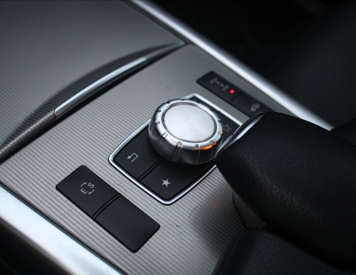 Mercedes-Benz Třídy E 21