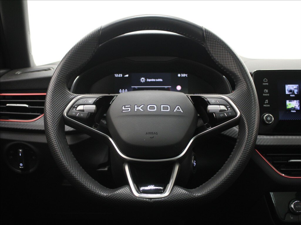 Škoda Kamiq SUV 999,0 85 kw