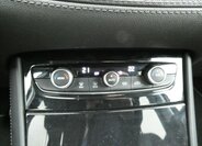 Opel Grandland X SUV / Terénní 1,2 l 96 kw
