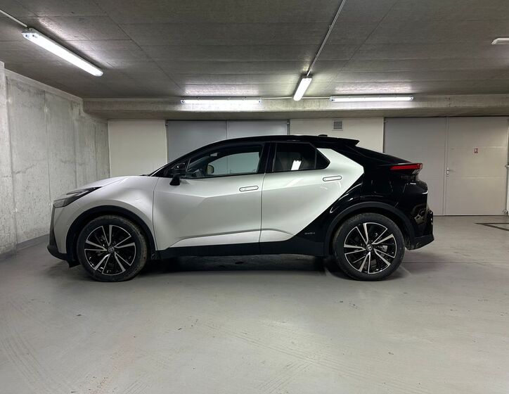 Toyota C-HR 8