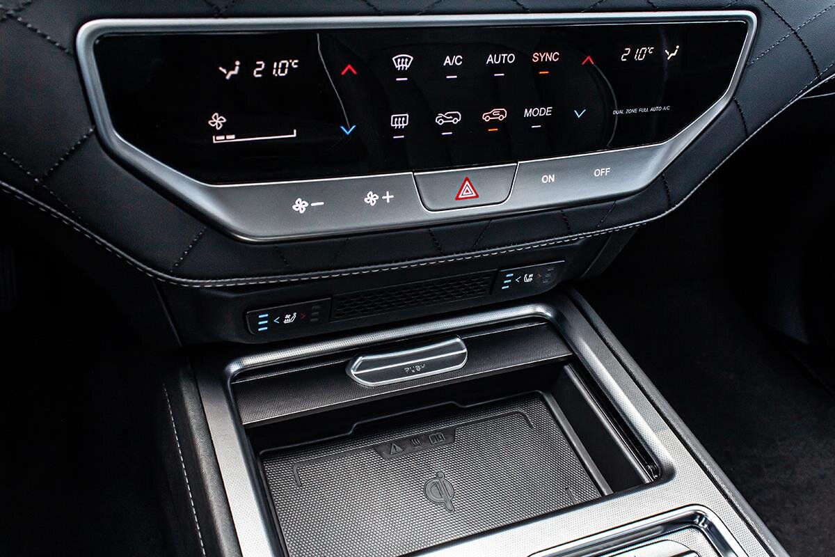 SsangYong Rexton SUV 2,2 l 149 kw