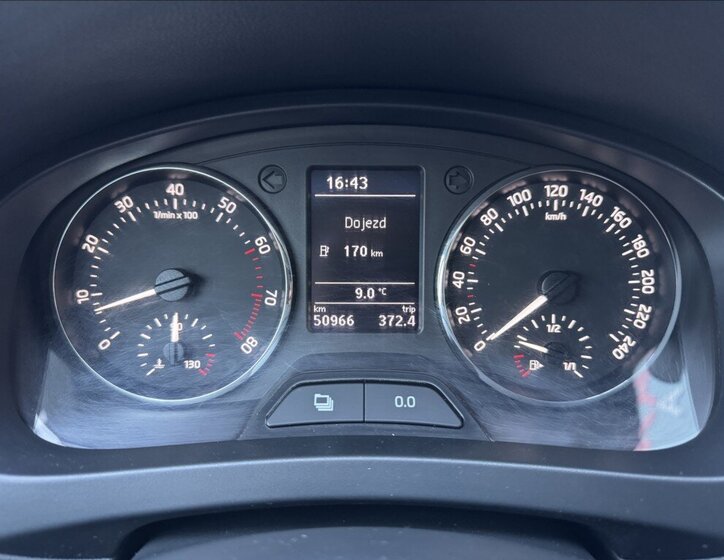 Škoda Rapid Sedan / Limuzína 1,2 l 63 kw