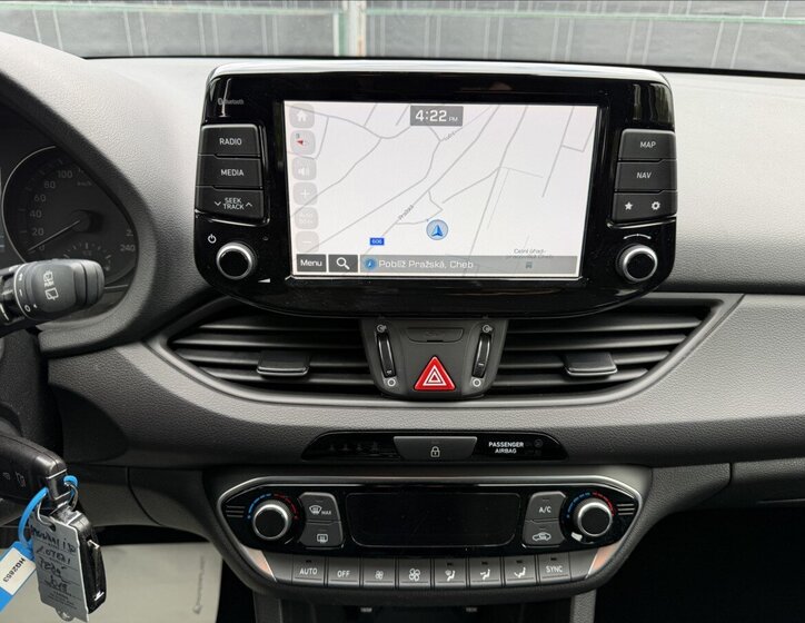 Hyundai i30 Kombi 998,0 88 kw