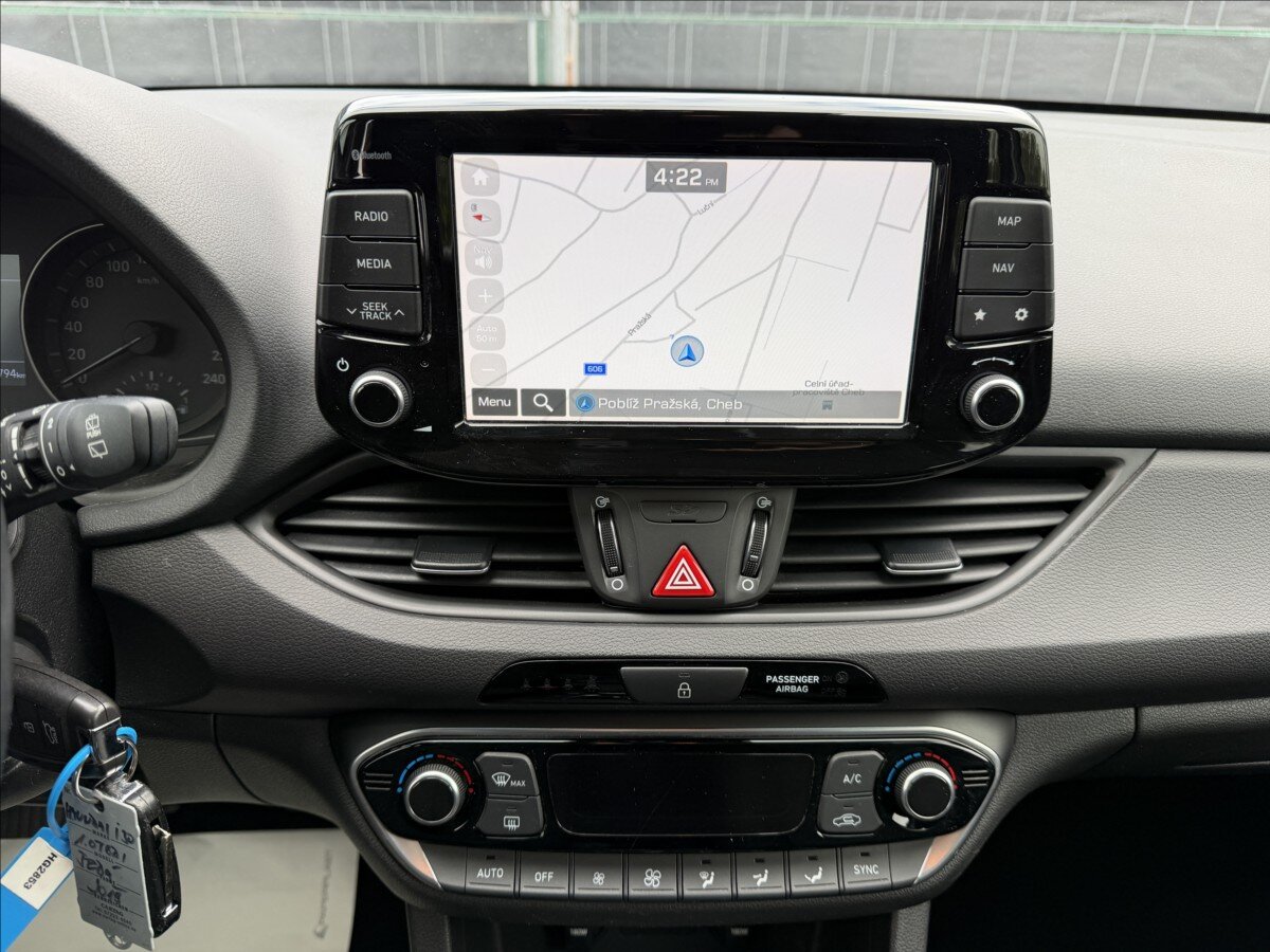 Hyundai i30 Kombi 998,0 88 kw