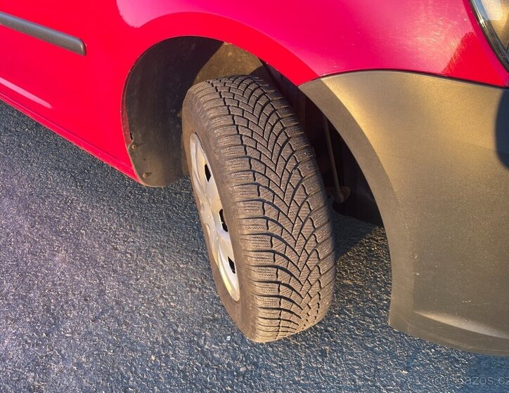 Volkswagen Caddy Kombi 1,6 l 75 kw