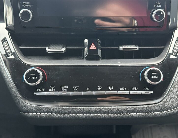 Toyota Corolla Kombi 1,2 l 85 kw