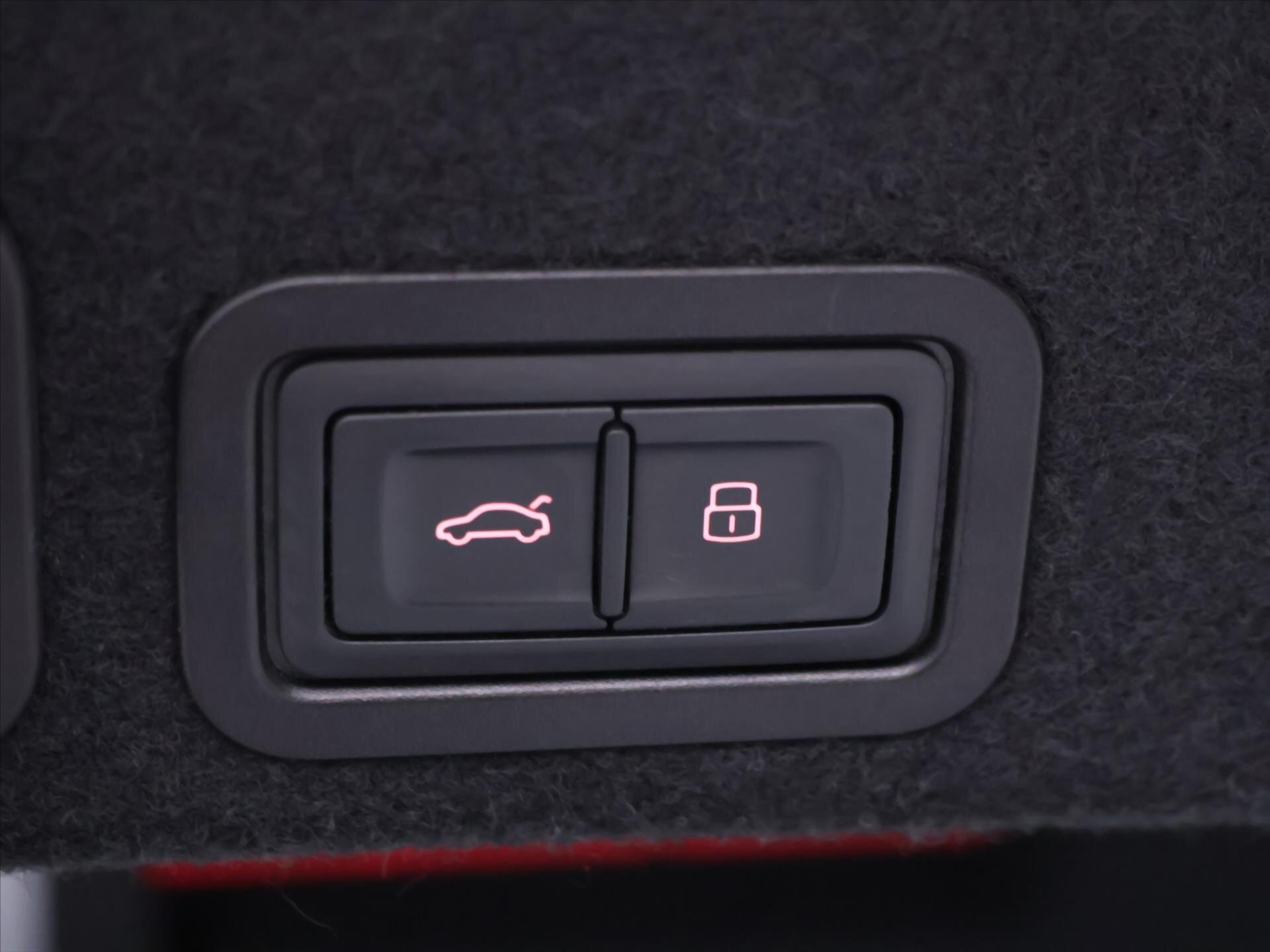 Audi A6 Sedan / Limuzína 3,0 l 235 kw