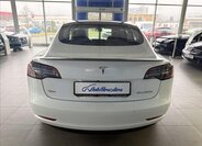 Tesla Model 3 Sedan / Limuzína 0,0 377 kw