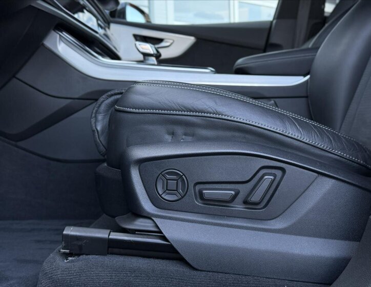 Audi Q7 SUV / Terénní 3,0 l 210 kw