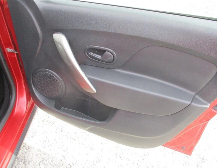 Dacia Sandero Hatchback 898,0 66 kw