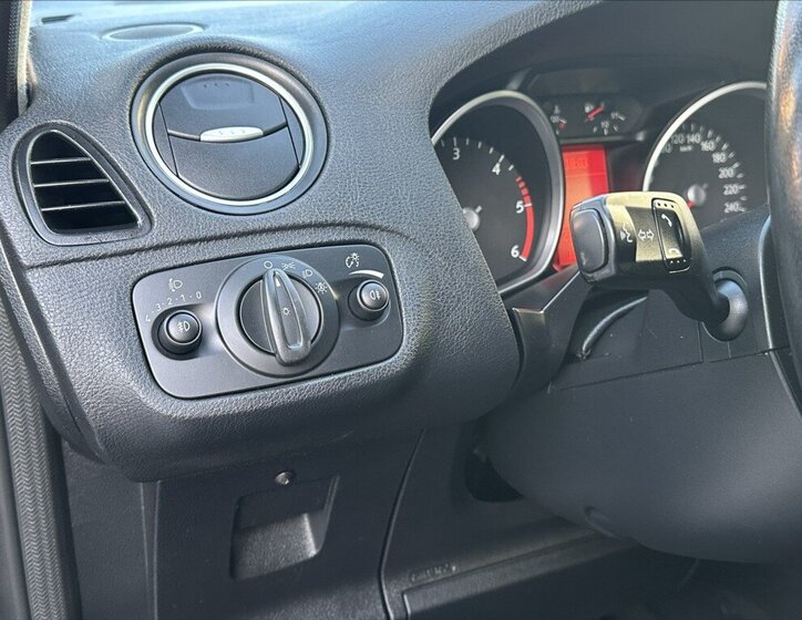 Ford S-MAX MPV 2,0 l 103 kw