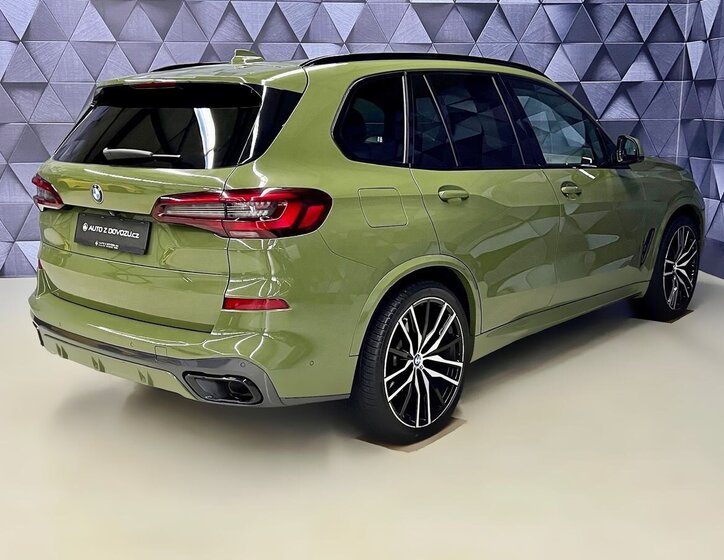 BMW X5 SUV 3,0 l 210 kw