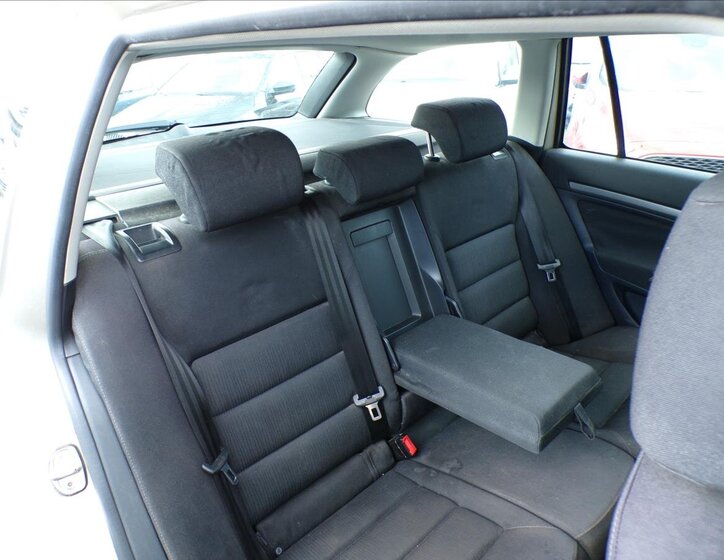 Škoda Octavia Kombi 2,0 l 103 kw