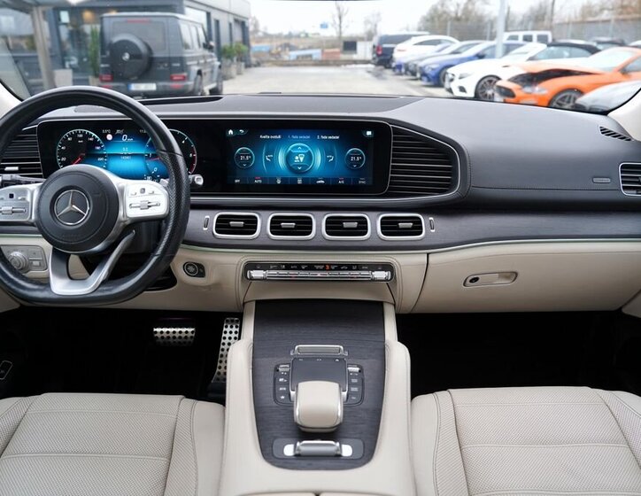 Mercedes-Benz GLS SUV 2,9 l 243 kw