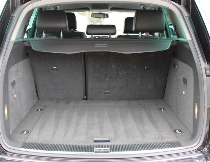 Volkswagen Touareg SUV / Terénní 3,0 l 165 kw