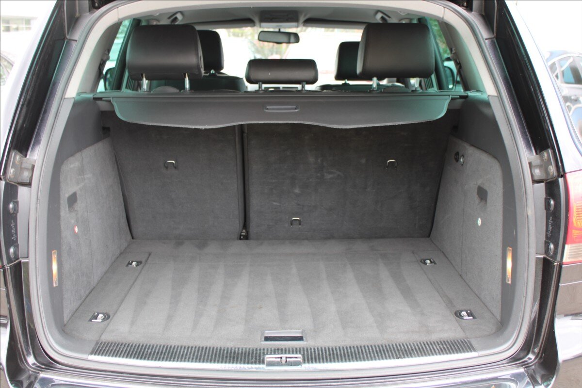 Volkswagen Touareg SUV / Terénní 3,0 l 165 kw