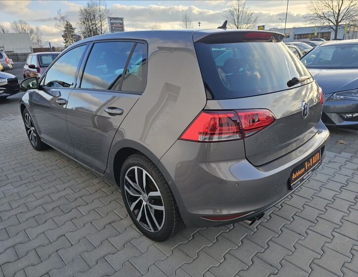 Volkswagen Golf 8