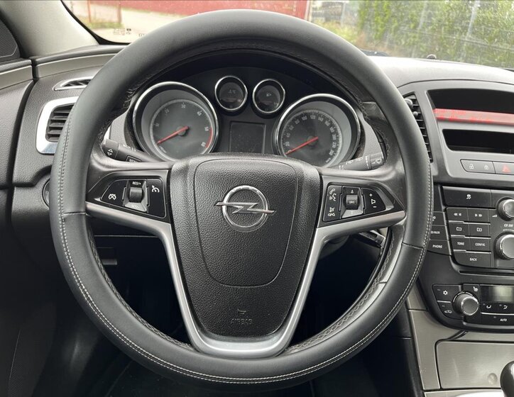 Opel Insignia Liftback 2,0 l 96 kw