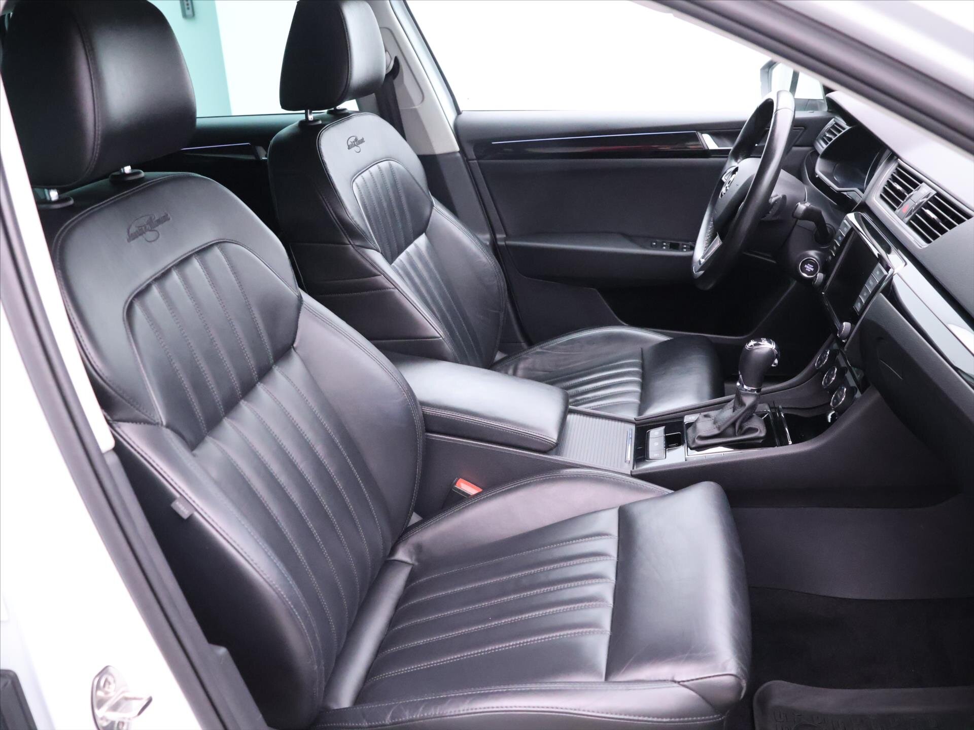 Škoda Superb Kombi 2,0 l 140 kw