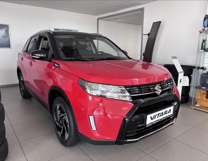 Suzuki Vitara SUV / Terénní 1,4 l 81 kw