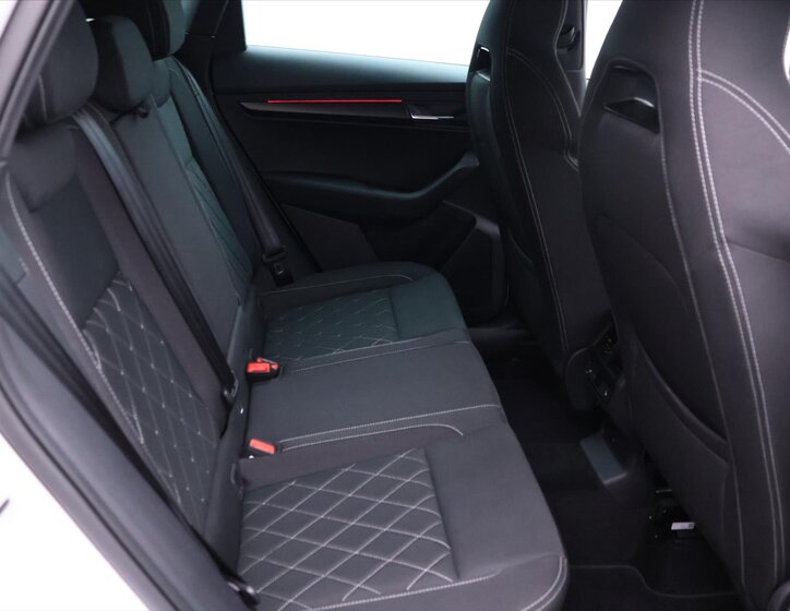 Škoda Karoq SUV / Terénní 2,0 l 110 kw