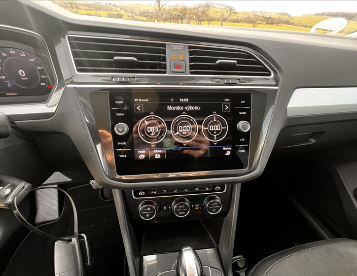 Volkswagen Tiguan 11