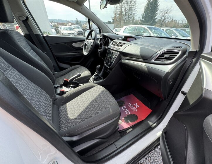 Opel Mokka SUV / Terénní 1,6 l 85 kw