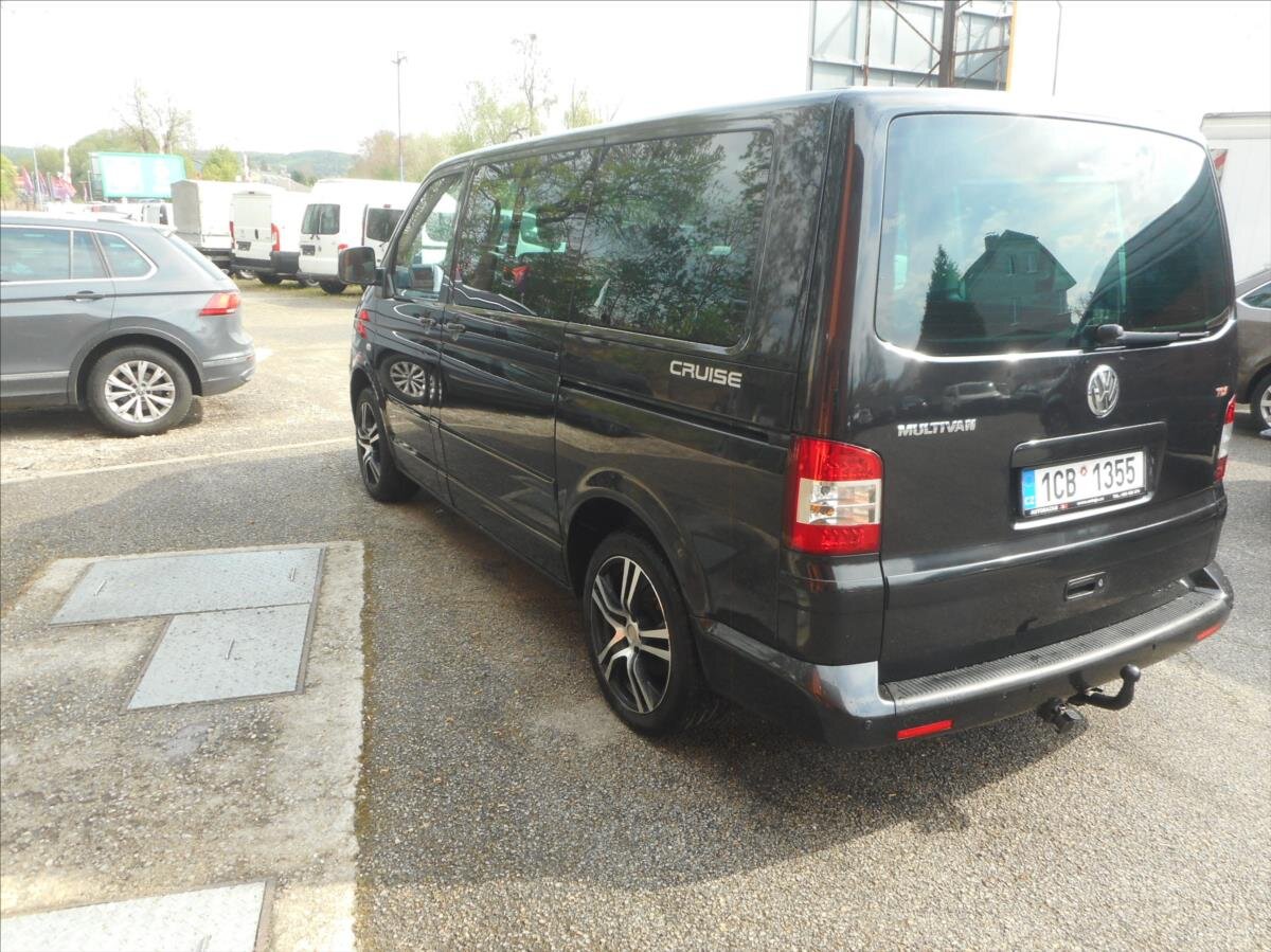 Volkswagen Multivan Kombi 2,5 l 128 kw