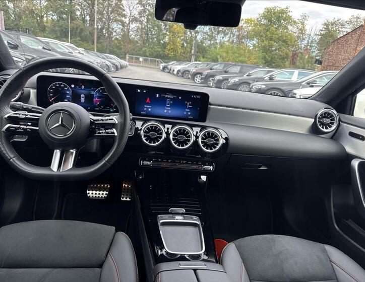 Mercedes-Benz Třídy A 12