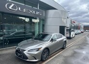 Lexus ES 300h Sedan 2,5 l 160 kw
