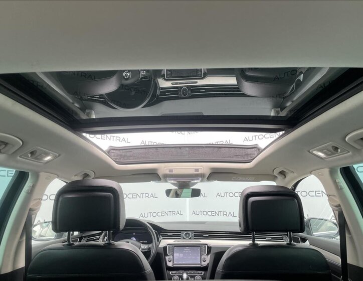 Volkswagen Passat Kombi 2,0 l 176 kw